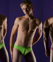 Beautiful Young Boys 5d90716edc3ca.jpg