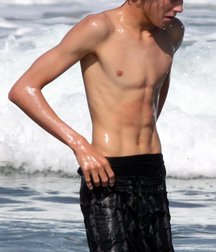 Boy of Summer 579219c40f715.jpg