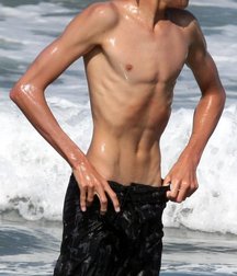 Boy of Summer 579219cc12329.jpg