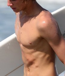 Boy of Summer 579219d1ebebd.jpg
