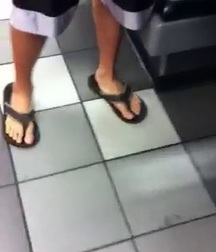 Feet 001 57771b421ad01.jpg