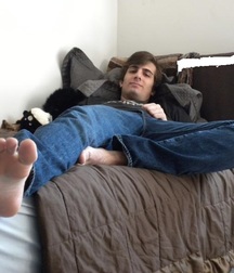 Feet 001 57771b512dda1.jpg