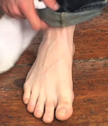 Feet 002 57771c189a2d4.jpg