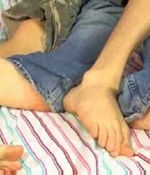 Feet 003 57771c8de43ed.jpg