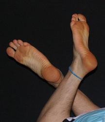 Feet 003 57771c9ae354f.jpg