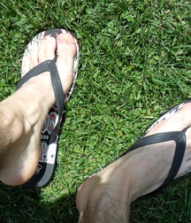 Feet 003 57771ca678617.jpg
