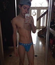 Oufti-Nsex15 56e156672e087.jpg