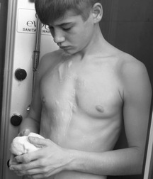 Oufti-Chest02 571d1daa659f7.jpg