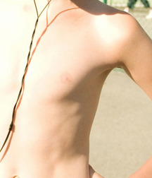 Oufti-Nsex-Chest 572f6b4cc64ce.jpg