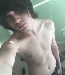 Oufti-Nsex-Chest 572f6b6cea2fd.jpg