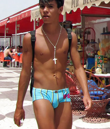 Oufti-Maillot-9 57337da9e5170.jpg