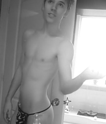 Oufti-Maillot-9 57337e20e7a8a.jpg