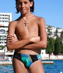 Oufti-maillot-14 57eebe0750bf0.jpg