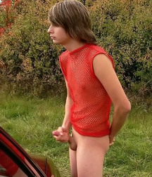 Oufti-Naturist001 586d6912aba6b.jpg