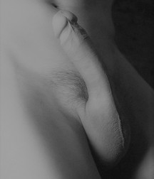 Oufti-B&W-N&B-01 59f205611f4d6.jpg