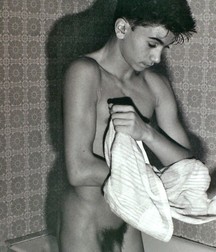 Ofti-N&B-B&W 5a3421278ef0d.jpg