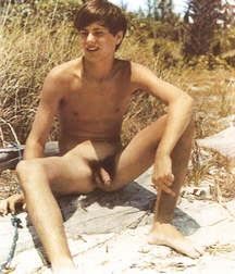 Oufti-Retro02 5a5bbc848f595.jpg