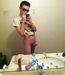 Oufti-Selfies 5a7e090225fae.jpg