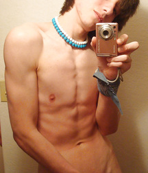Oufti-Selfies 5a7e0904c2bc5.jpg