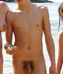 Oufti-Naturist01 5aac2d33768bc.jpg