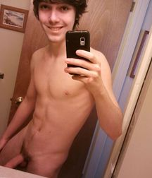 Oufti-Selfies 5aaeb59a632cd.jpg