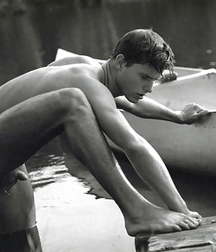 Oufti-N&B-B&W 5ad79dabcf7c7.jpg