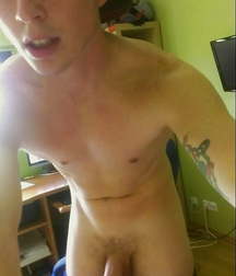 Oufti-Selfies 5ad7a30784701.jpg