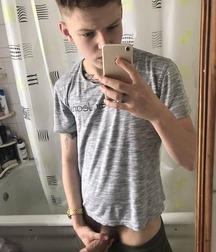 Oufti_Selfies 5b18295b022a9.jpg