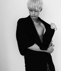 Oufti-N&B-B&W 5b33f90b27e0b.jpg