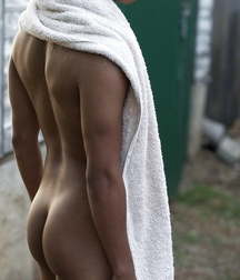 Oufti-Fesses 5b33fb7c519fd.jpg