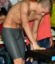 Oufti-Chest & Swin slip 03 5c608ef879e9d.jpg
