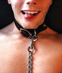 Oufti-Slave&BDSM 5ca78a24a114b.jpg