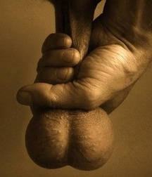 Oufti-Balls-Couilles 5d56e675134ae.jpg