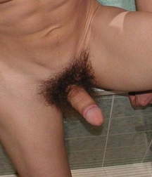 Oufti-Bites-Dick 5d56e7bc21eec.jpg