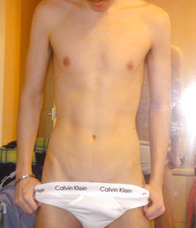 Outi-Undress 5d9e330eda75d.jpg