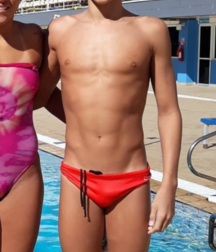 Oufti-Maillots-Swin suit 5d9e3b9b4d0bd.png