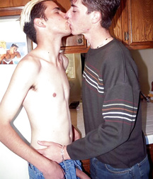 Oufti-Biz & Tendresse twink boy porn 5e5035576674e.jpg