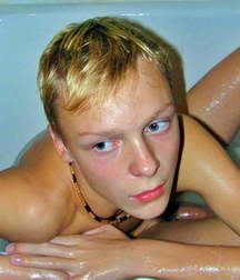 Oufti-Wet place - shower twinks gay sex tube porn 5e52d8a50b193.jpg
