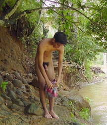 Oufti-Undress Gay Boys Porn 5fdd047da4d3f.jpg