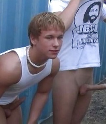 Oufti-Undress Gay Boys Porn 5fdd0484d58d7.jpg