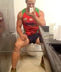 Selfie 5a87d4c8a2023.jpg