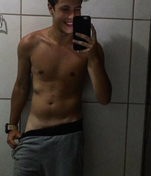 muitas fotos e variadas 5bdc6f0e9029d.png