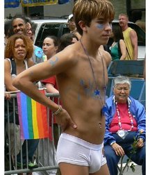 Boiling Hot 15 58da7b15aa557.jpg