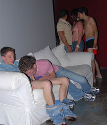 Boiling Hot 15 58da7b21829b8.jpg