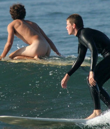nude surfers 58e61162d5f53.jpg