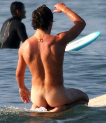 nude surfers 58e611667b5b7.jpg