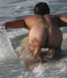 nude surfers 58e61173f1833.jpg