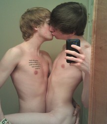 lovers 58ea1b94efbd9.jpg