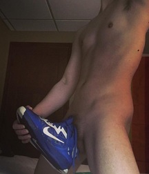 sneakers 5954a379044bf.jpg