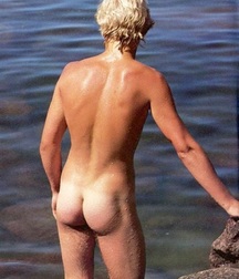 naked beach boys 5954b49db77a5.jpg